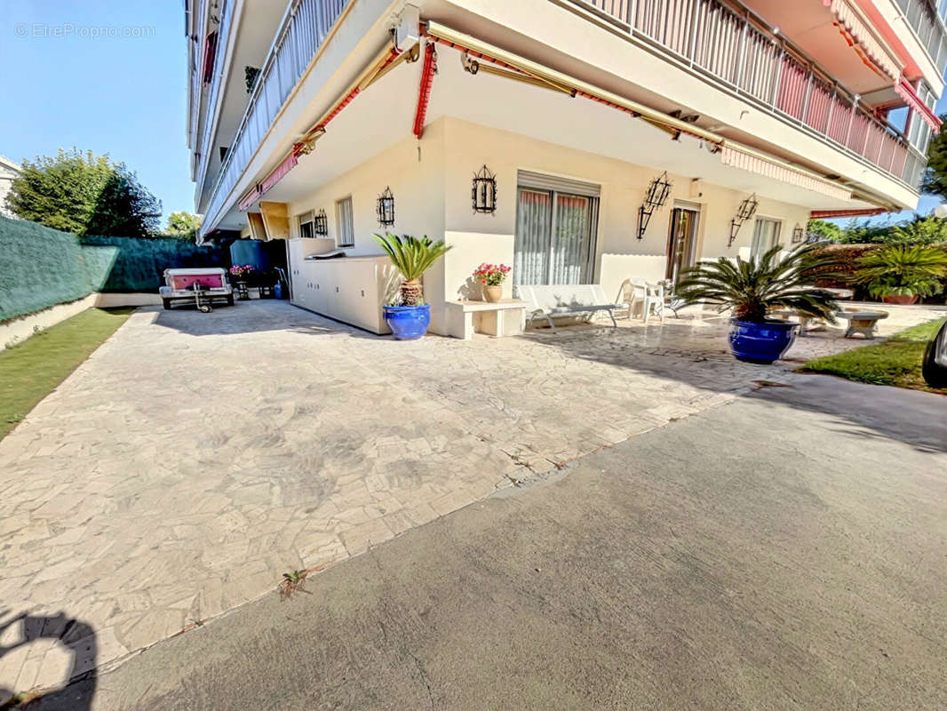 Appartement à CAGNES-SUR-MER