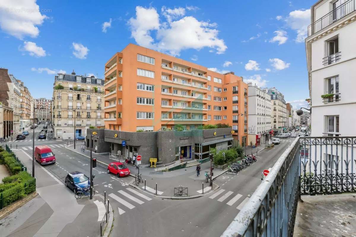 Appartement à PARIS-11E