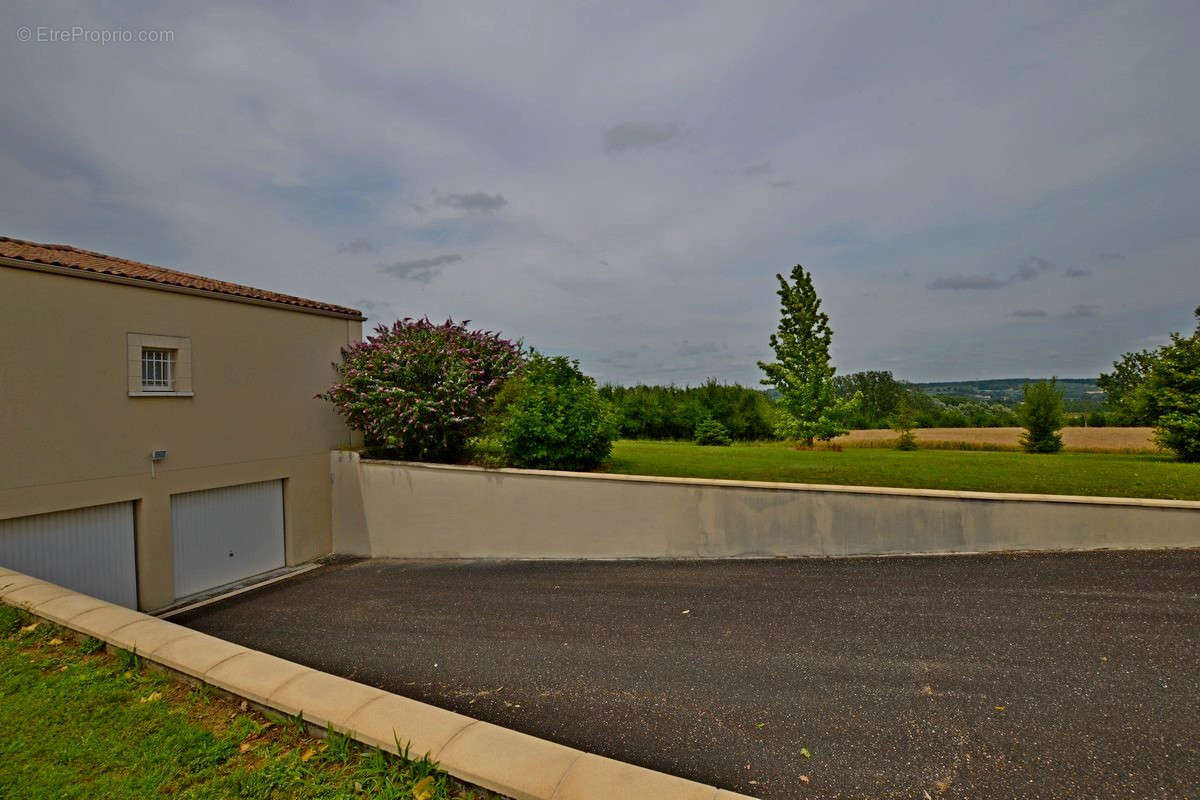 Maison à DURAS