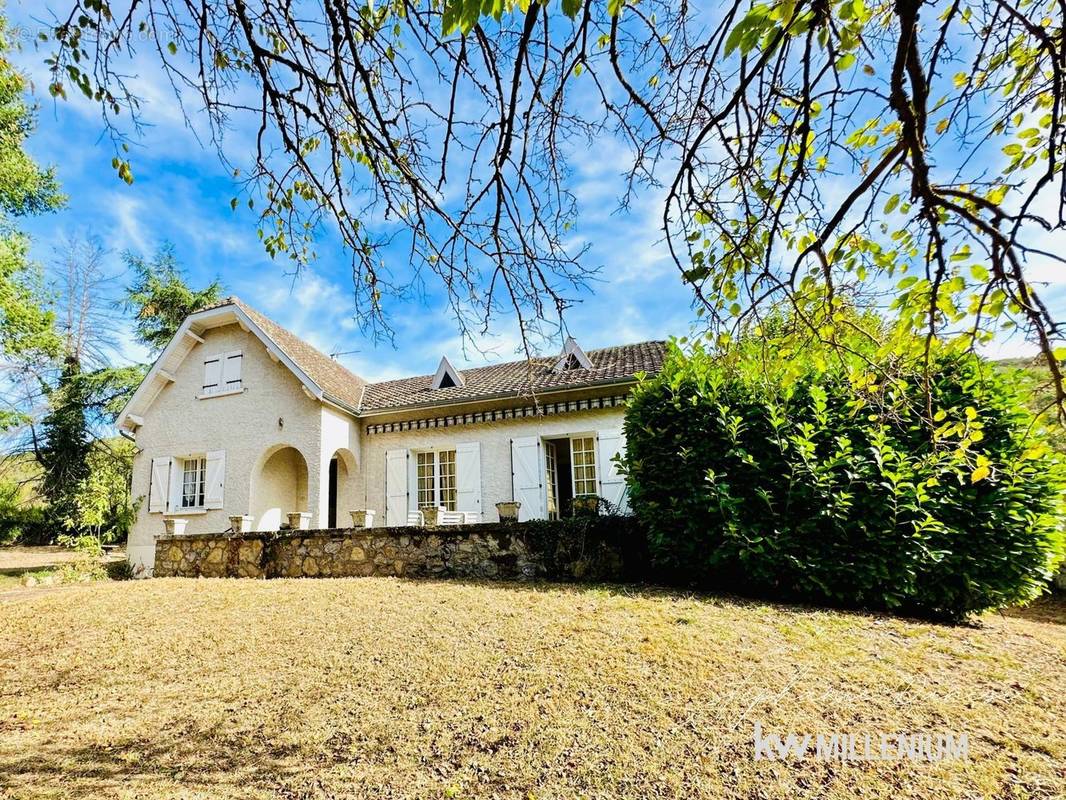 Maison à VILLEFRANCHE-DE-ROUERGUE