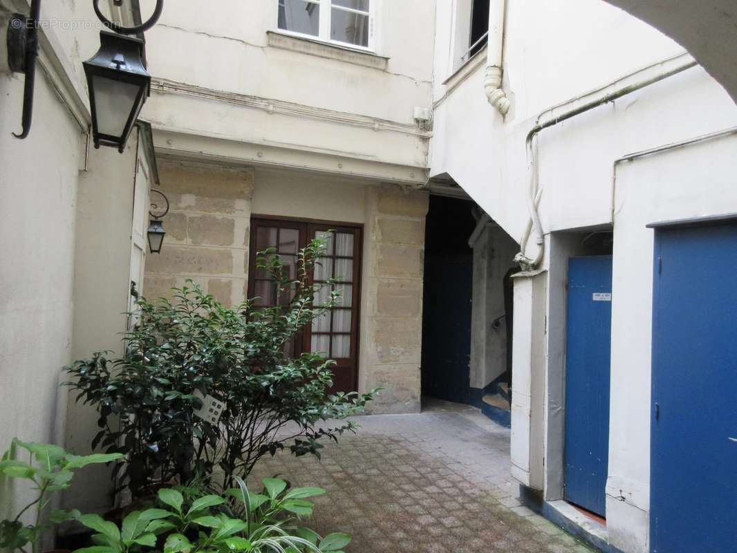 Appartement à PARIS-4E