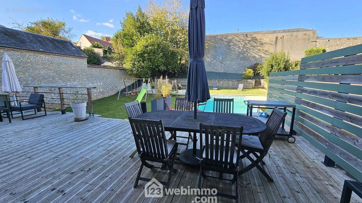 Une terrasse sans vis à vis! - Maison à MALESHERBES