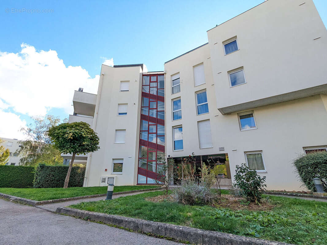 Appartement à FONTAINE-LES-DIJON