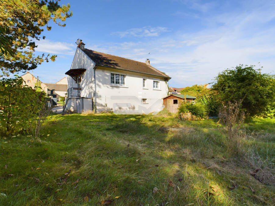 Maison à DRAVEGNY