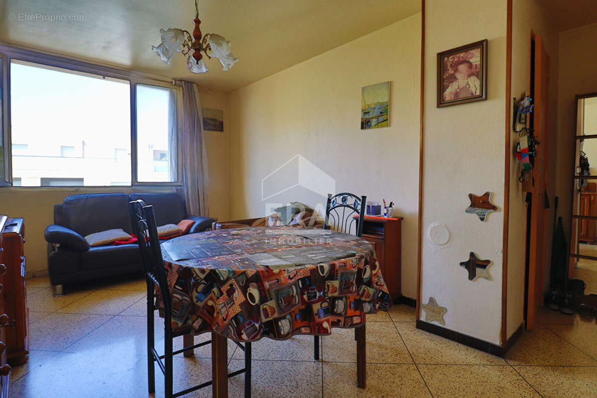 Appartement à MARSEILLE-10E