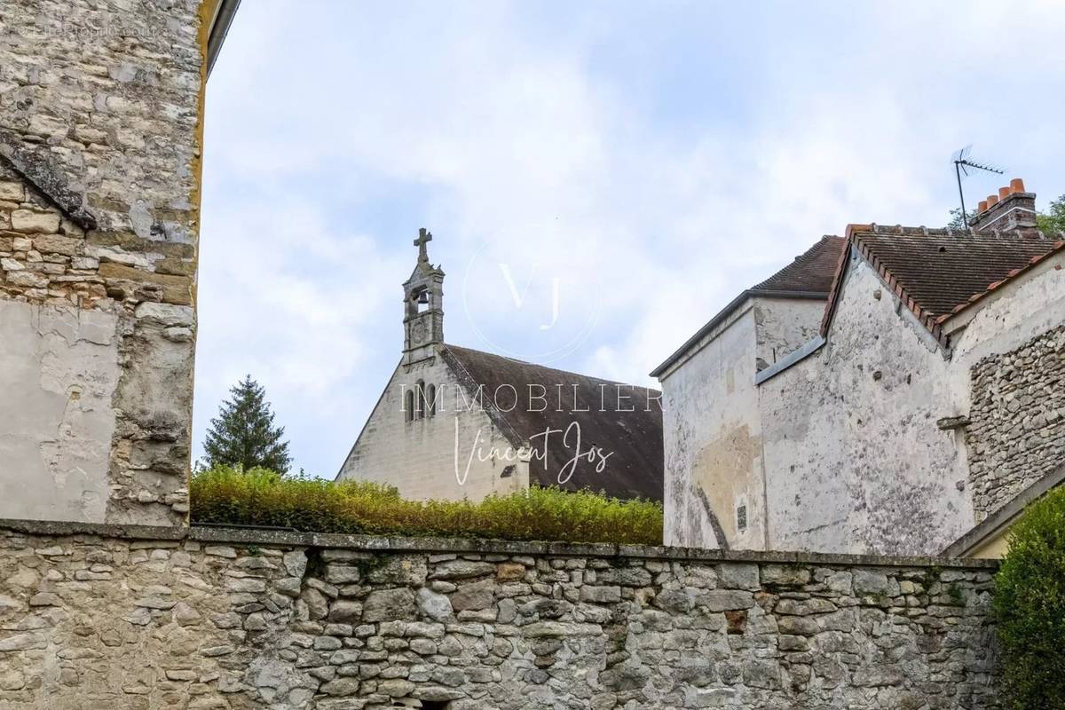 Maison à FONTENAY-SAINT-PERE