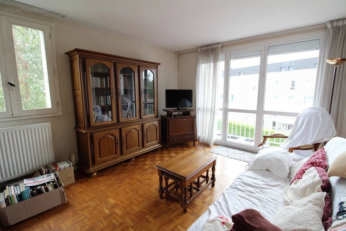 Appartement à MONT-SAINT-AIGNAN