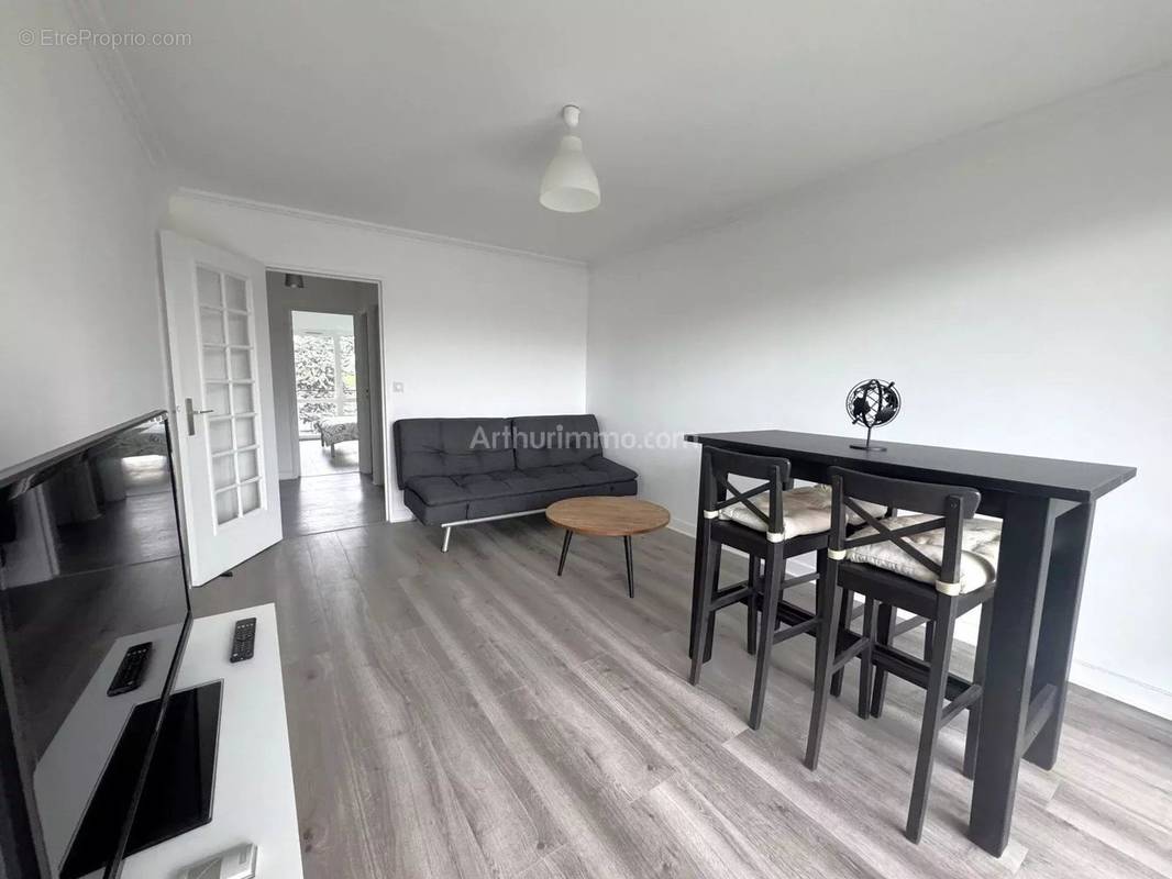 Appartement à LIVRY-GARGAN