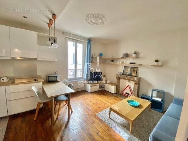 Appartement à PARIS-18E