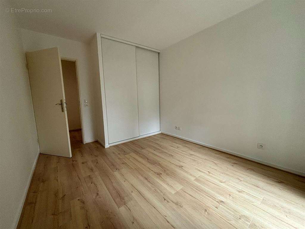 Appartement à NANTERRE