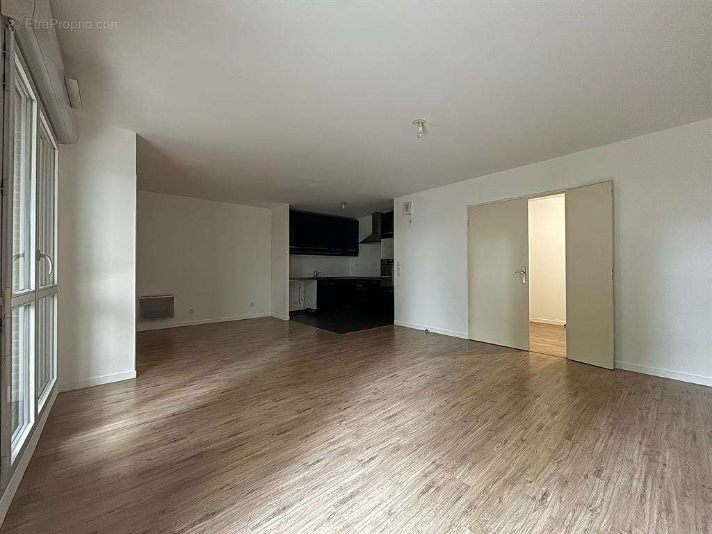 Appartement à NANTERRE