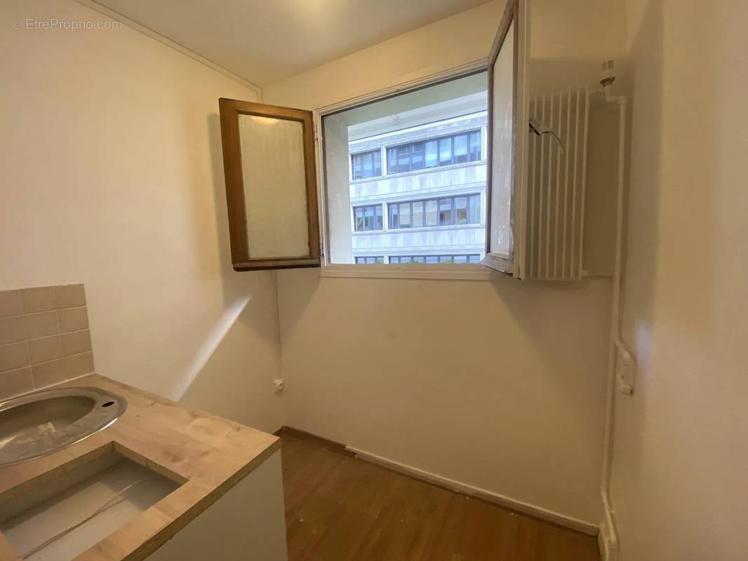 Appartement à PARIS-12E