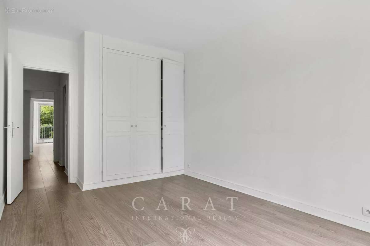 Appartement à LEVALLOIS-PERRET