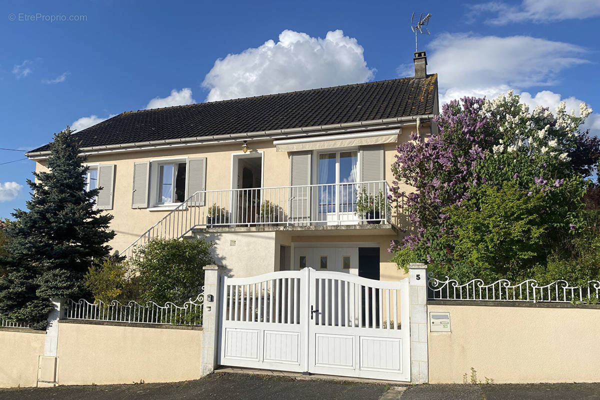 Maison à MAMERS