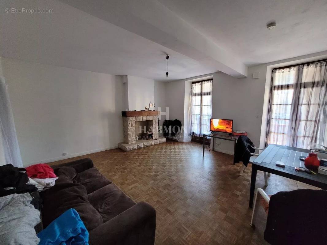 Appartement à OLORON-SAINTE-MARIE