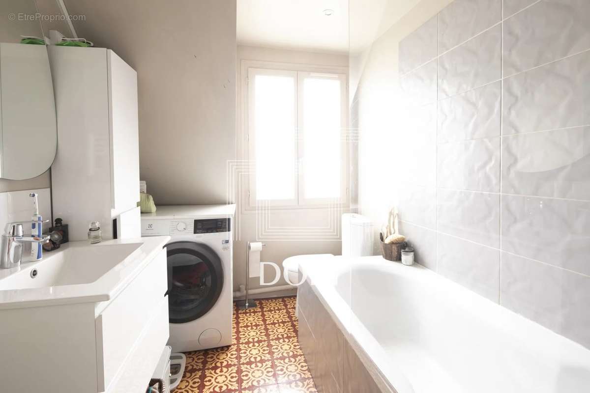 Appartement à PARIS-3E