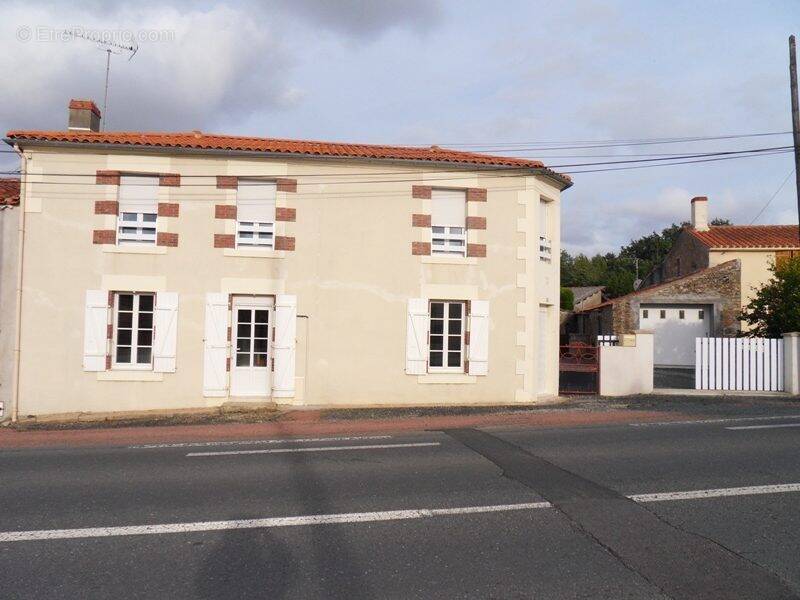 Maison à SAINTE-HERMINE