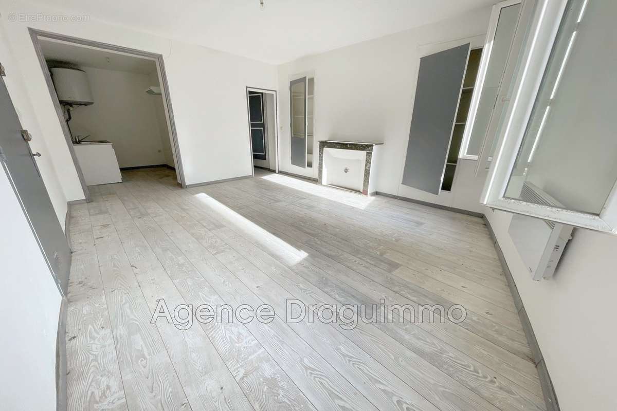 Appartement à DRAGUIGNAN