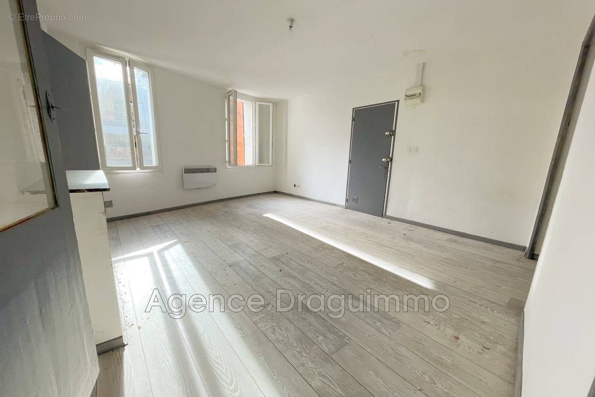 Appartement à DRAGUIGNAN