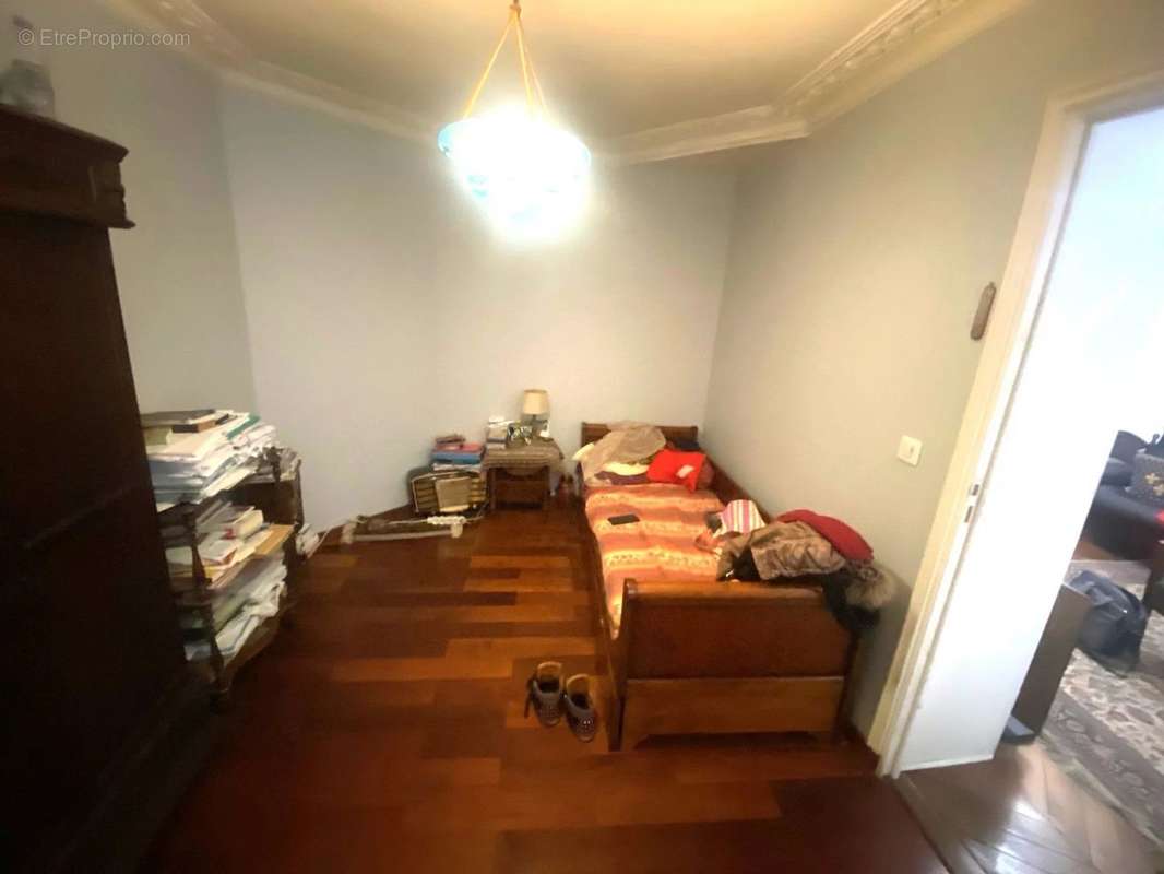 Appartement à PARIS-9E