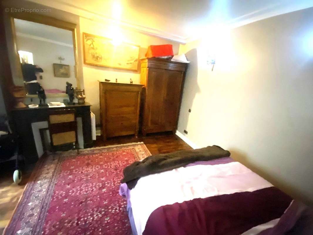 Appartement à PARIS-9E