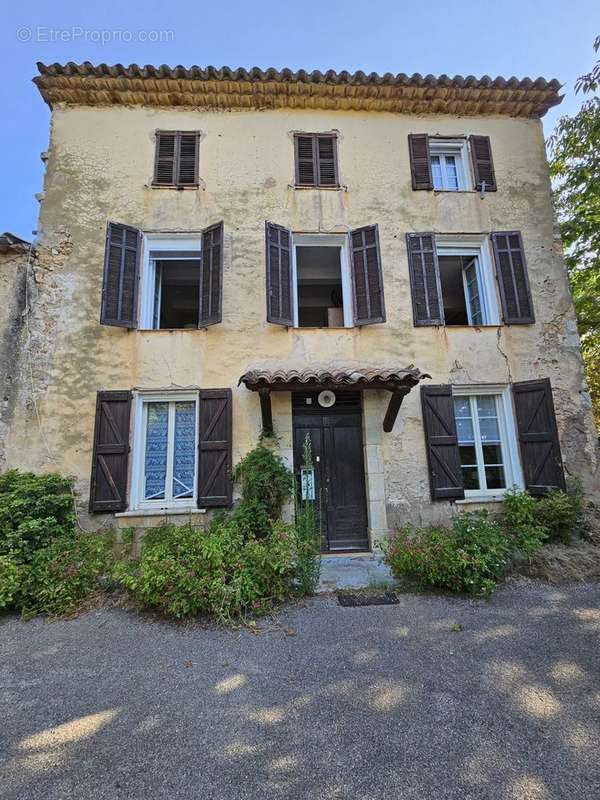 Maison à DRAGUIGNAN