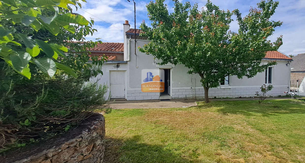 Maison à BOUGUENAIS