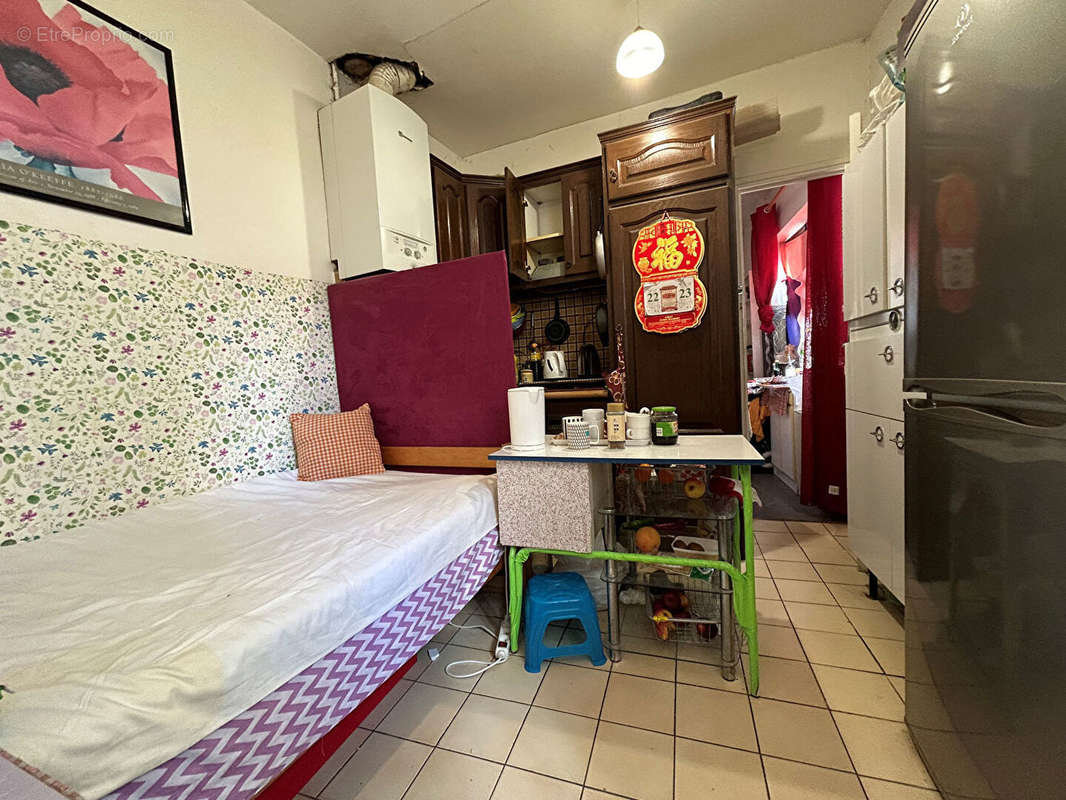 Appartement à PARIS-19E