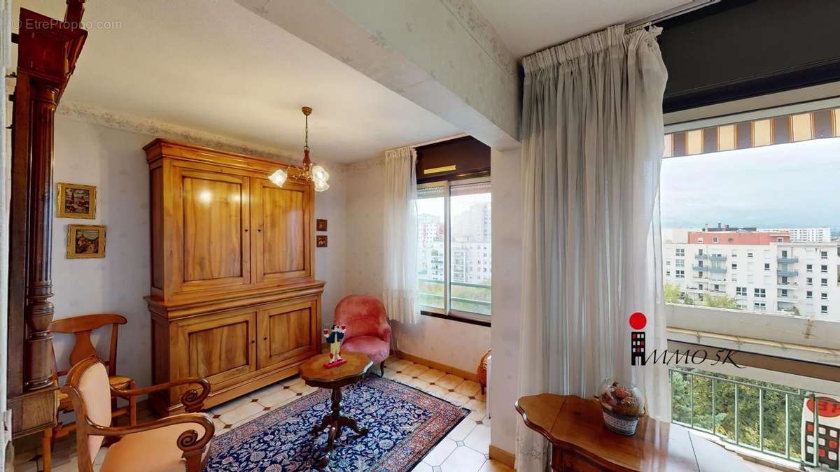 Appartement à LYON-8E