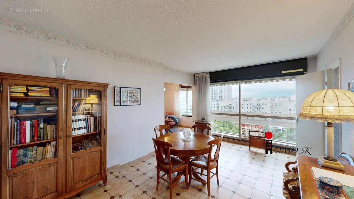 Appartement à LYON-8E