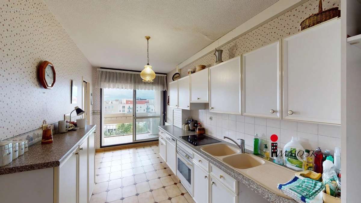 Appartement à LYON-8E