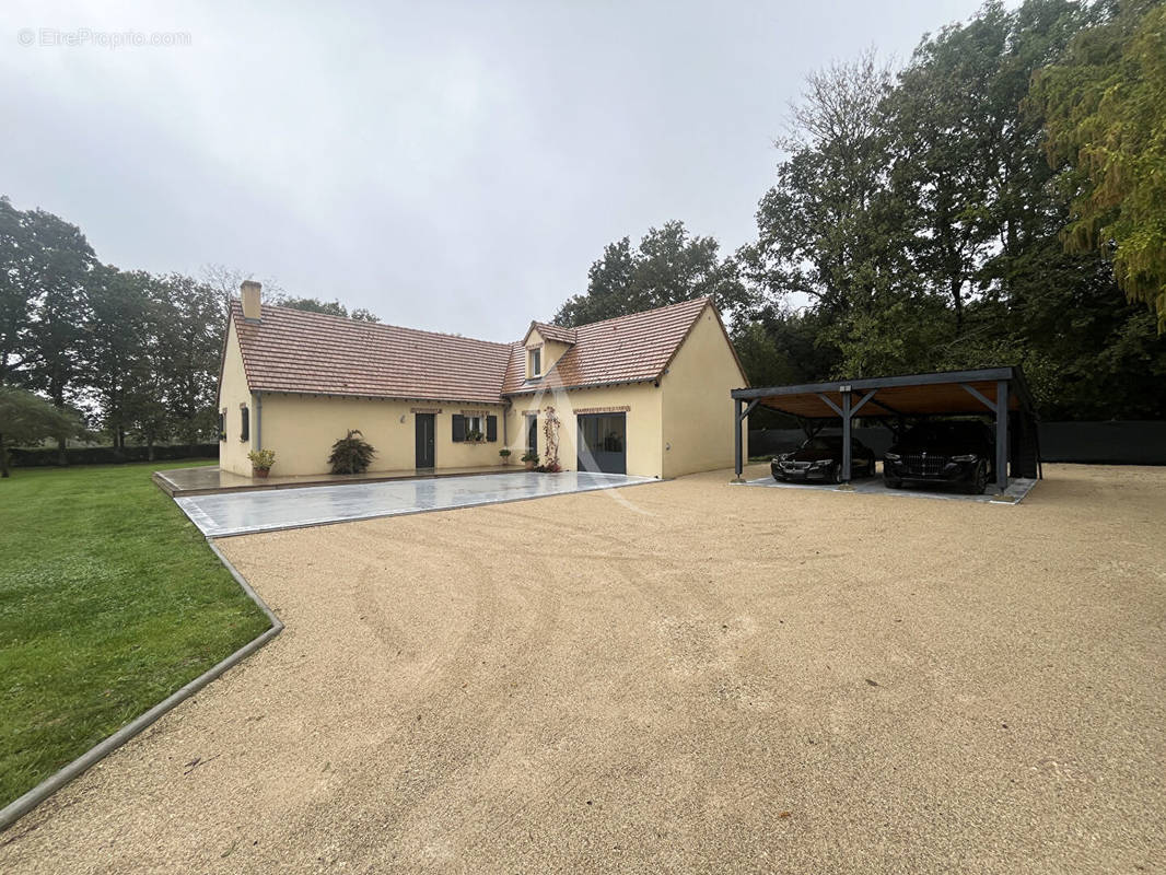 Maison à DOURDAN