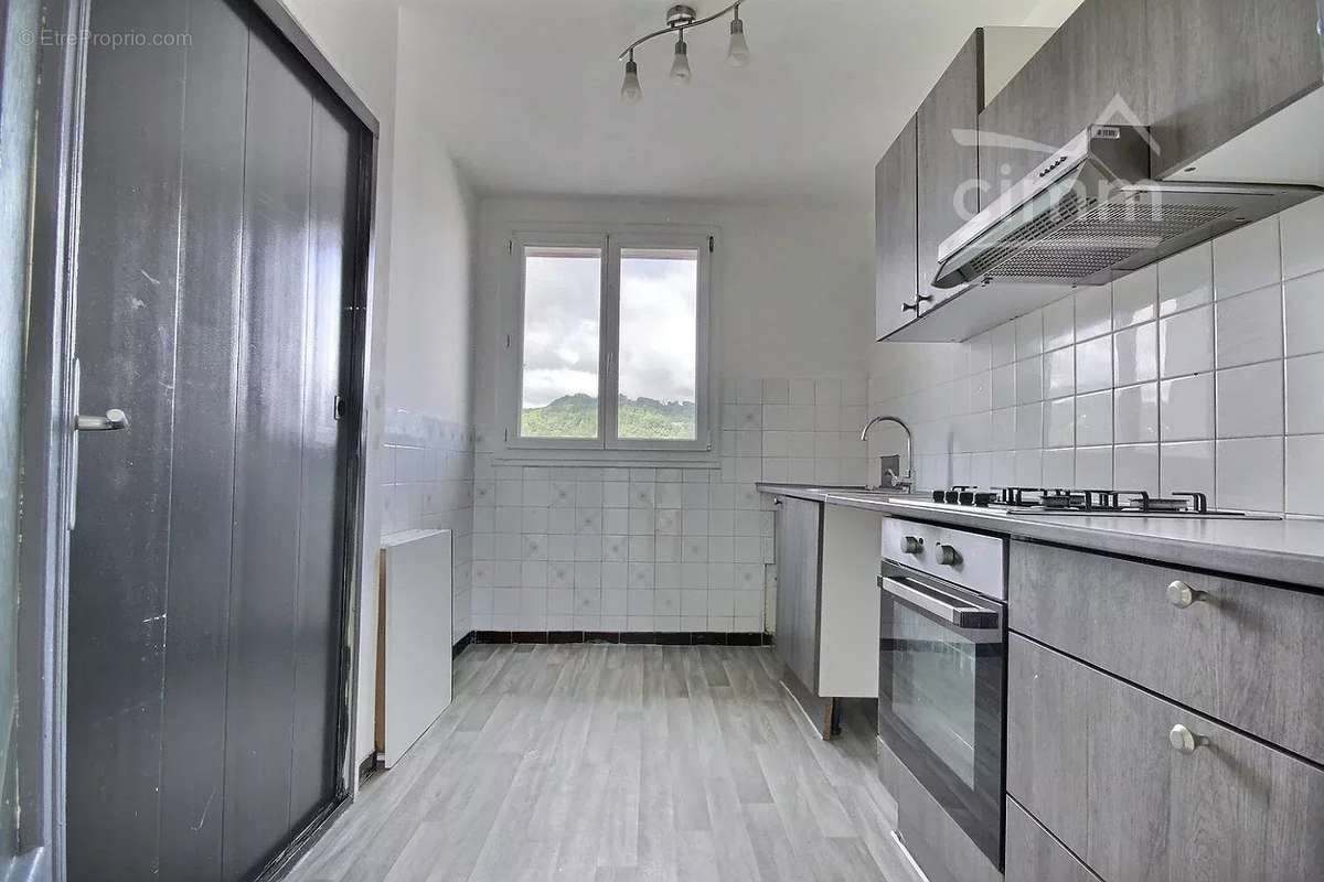 Appartement à LE TEIL