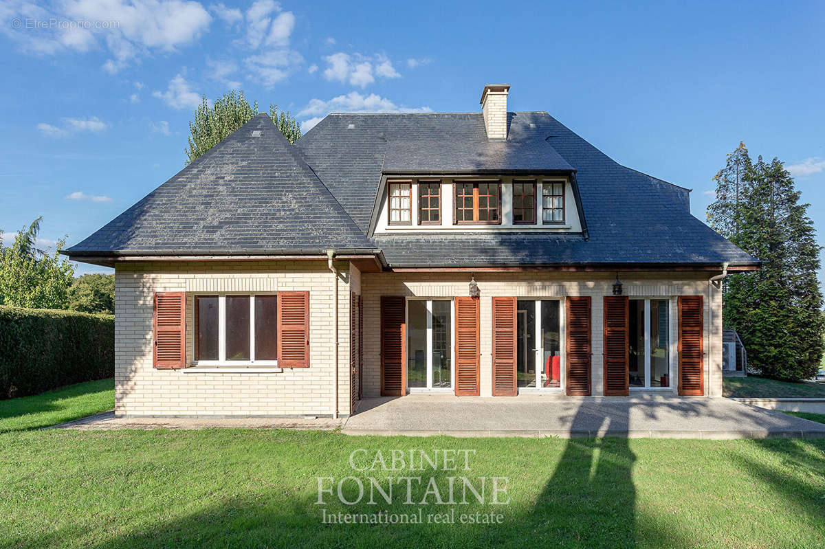 Maison à BEAUVAIS