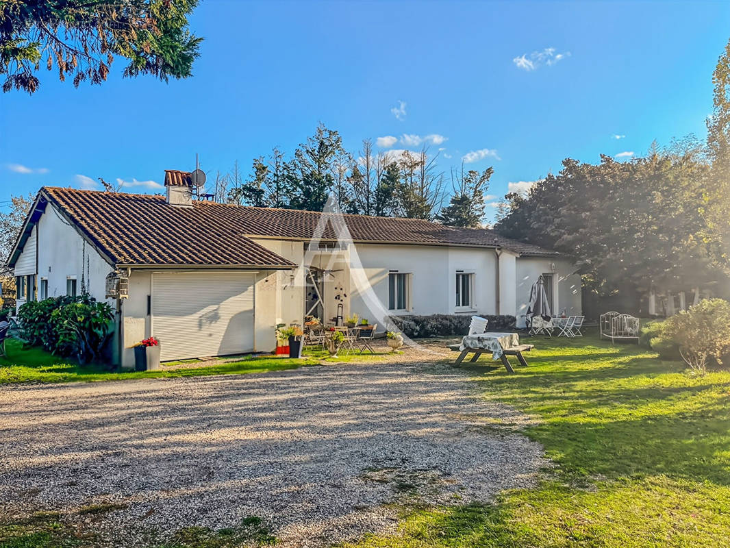 Maison à SAINT-SYLVESTRE-SUR-LOT