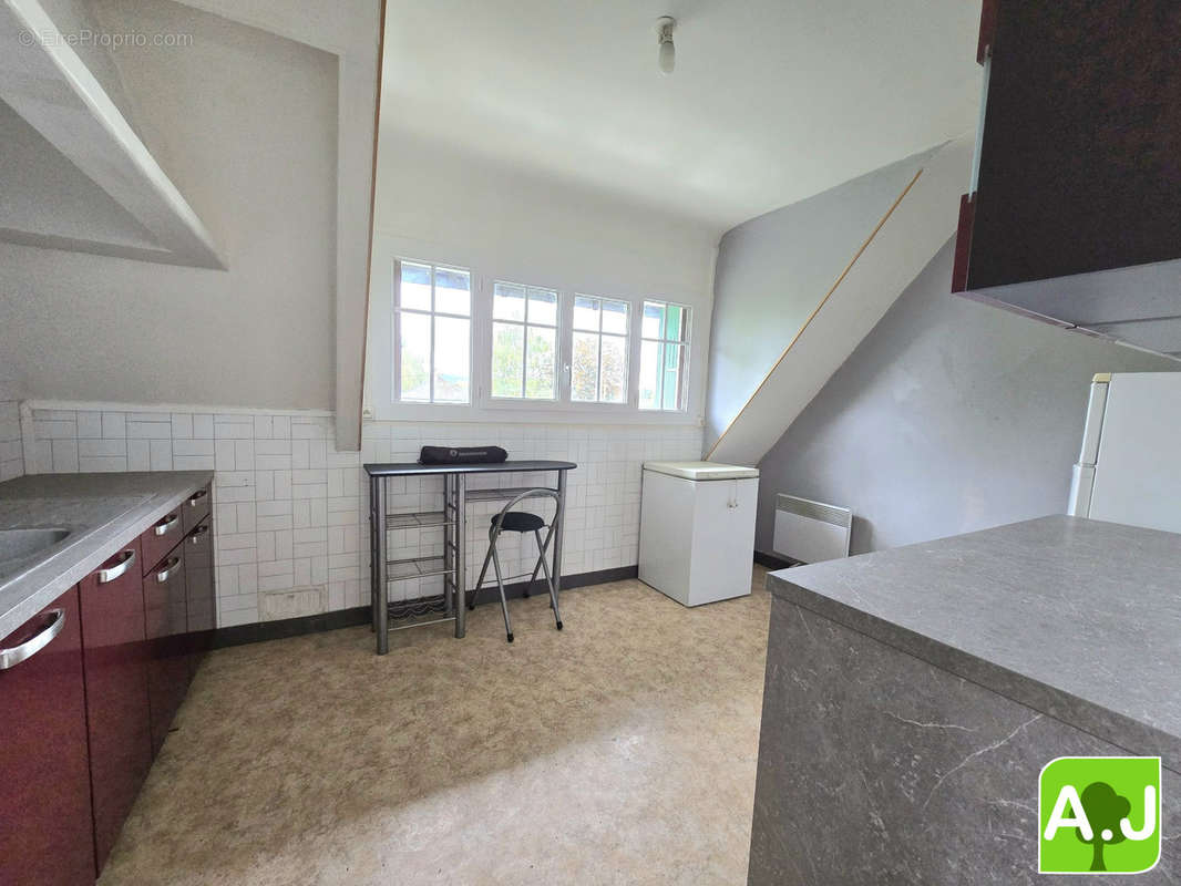 Appartement à IVRY-LA-BATAILLE