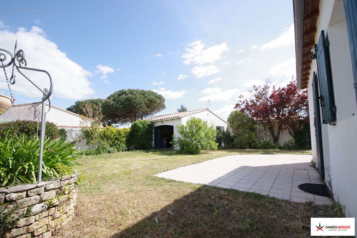 Maison à LE BOIS-PLAGE-EN-RE