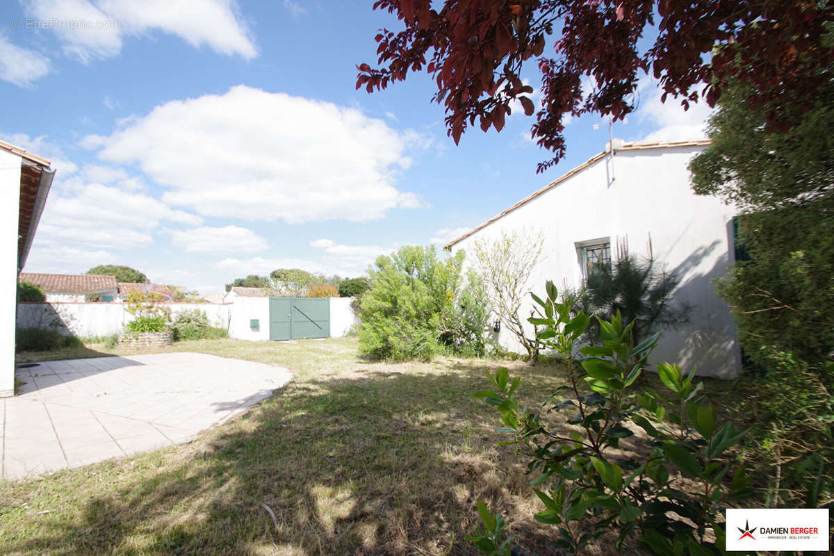 Maison à LE BOIS-PLAGE-EN-RE