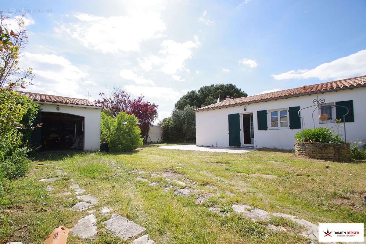 Maison à LE BOIS-PLAGE-EN-RE