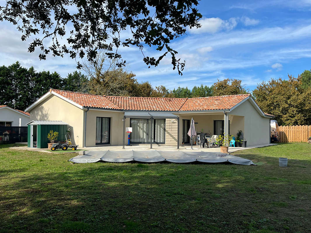 Maison à SAINT-YAGUEN