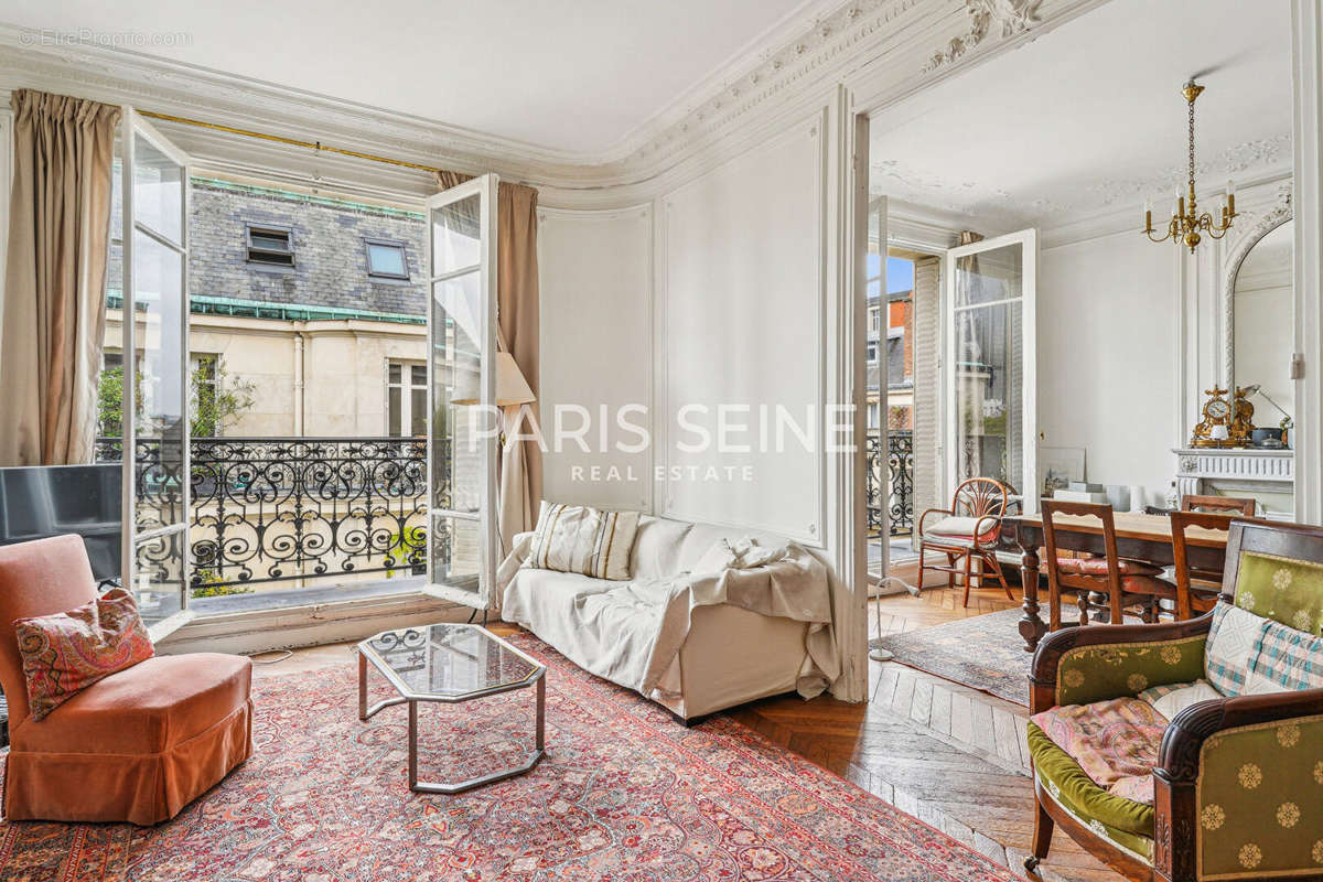 Appartement à PARIS-6E