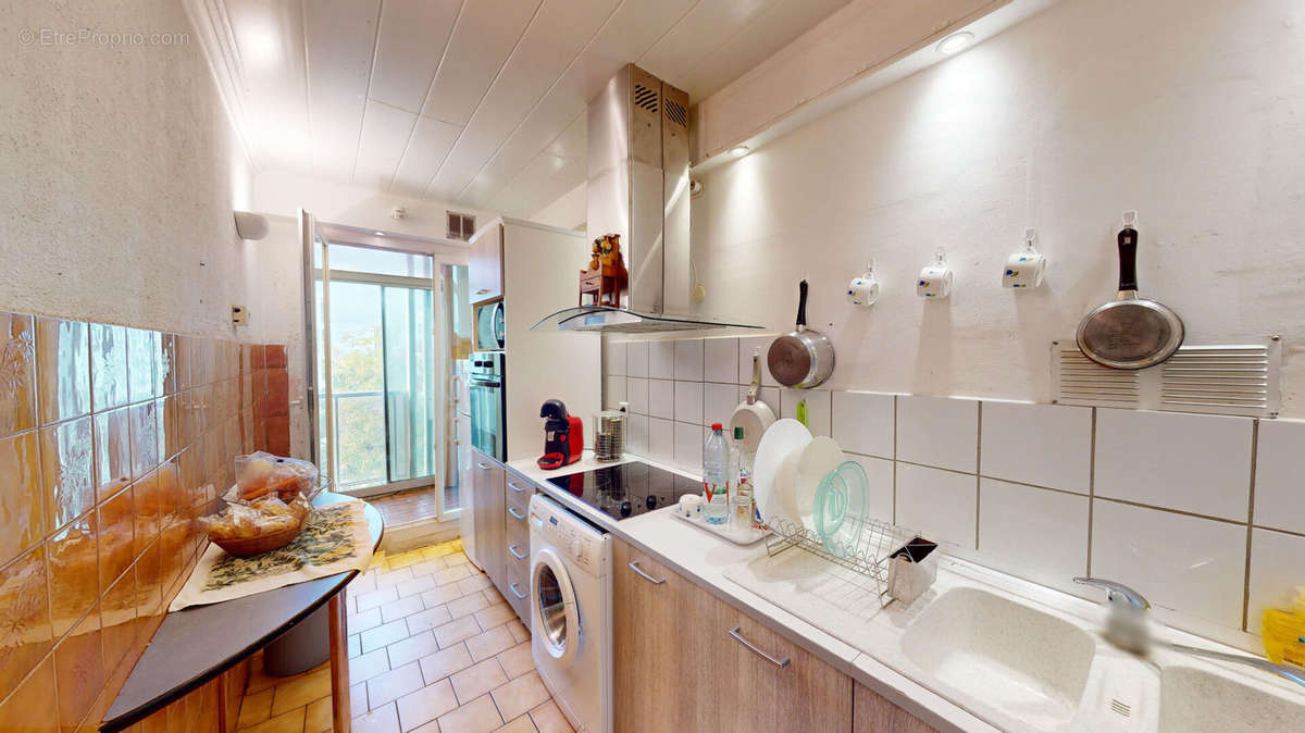 Appartement à MARSEILLE-10E