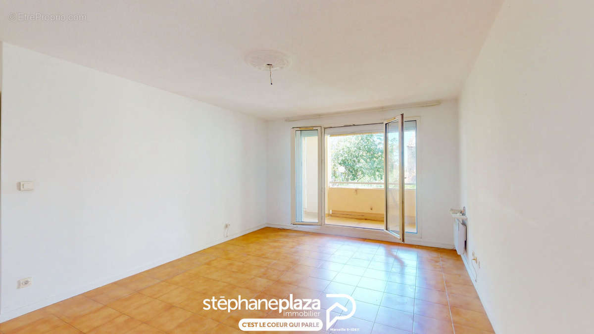 Appartement à MARSEILLE-8E