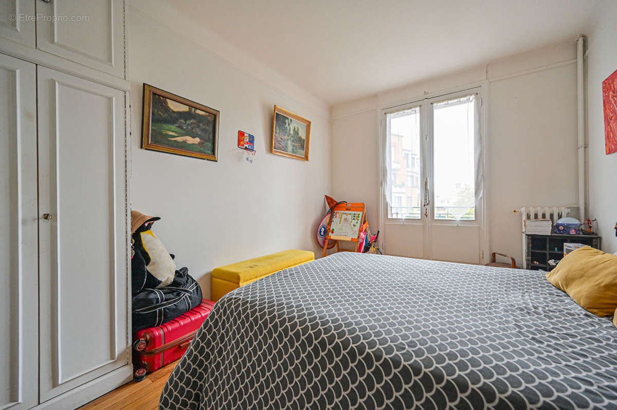 Appartement à PARIS-19E