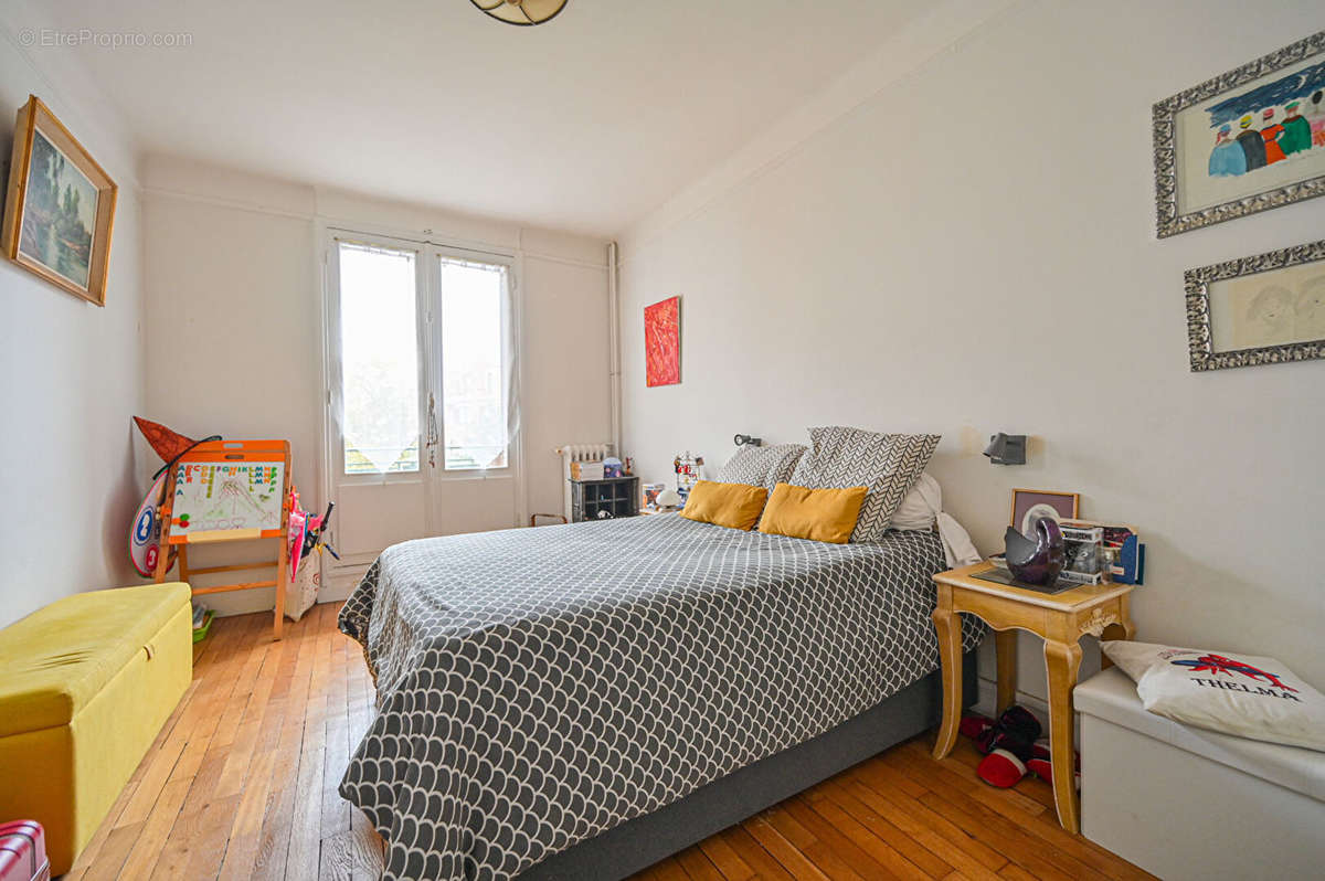 Appartement à PARIS-19E