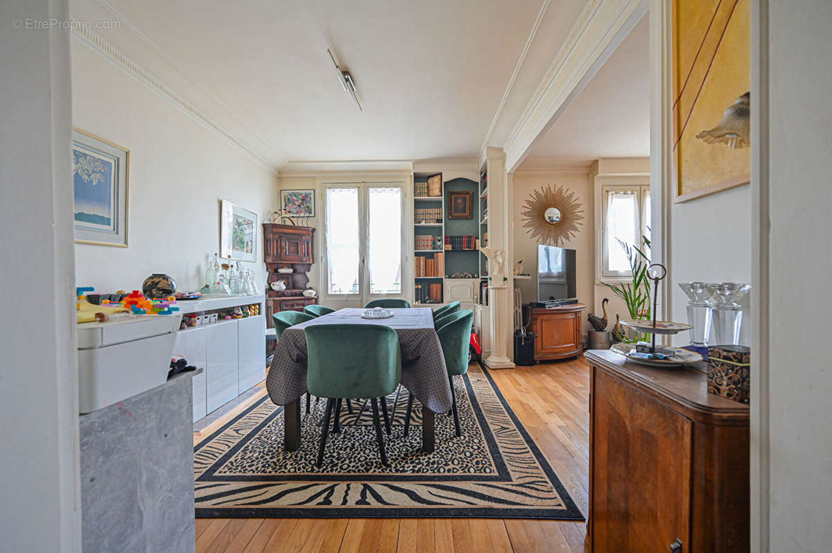 Appartement à PARIS-19E