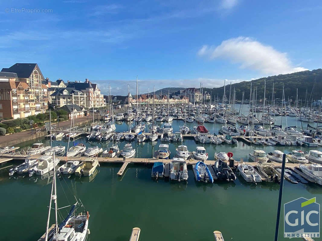 Appartement à DIVES-SUR-MER