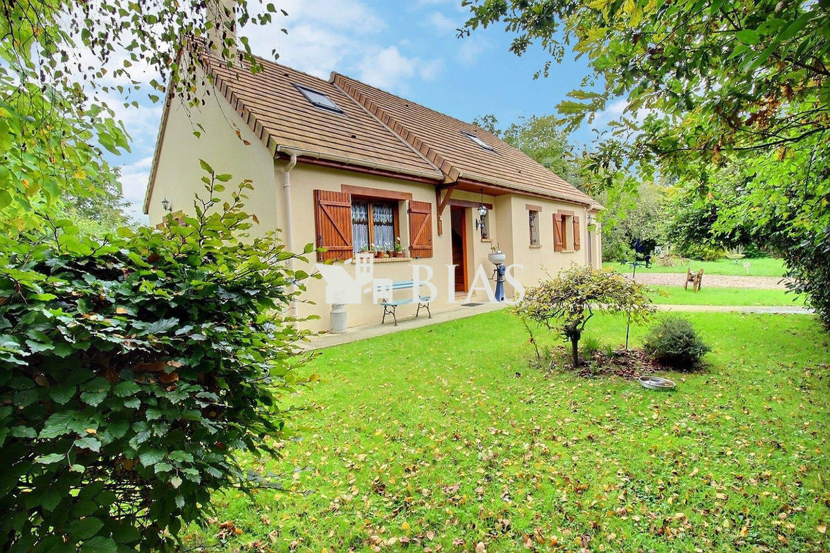 Maison à BERNAY