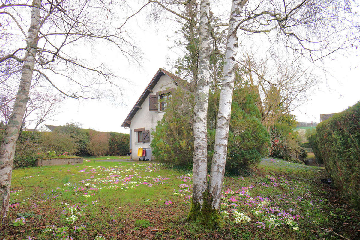 Maison à JOIGNY