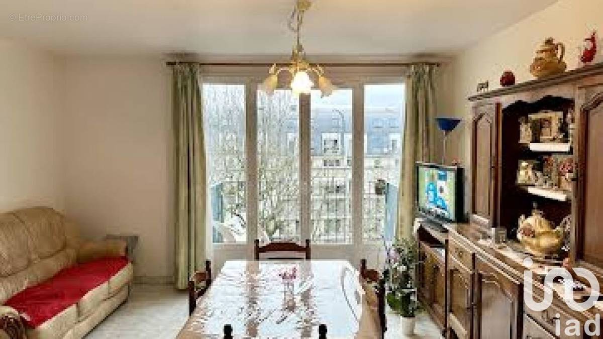 Photo 1 - Appartement à CHOISY-LE-ROI